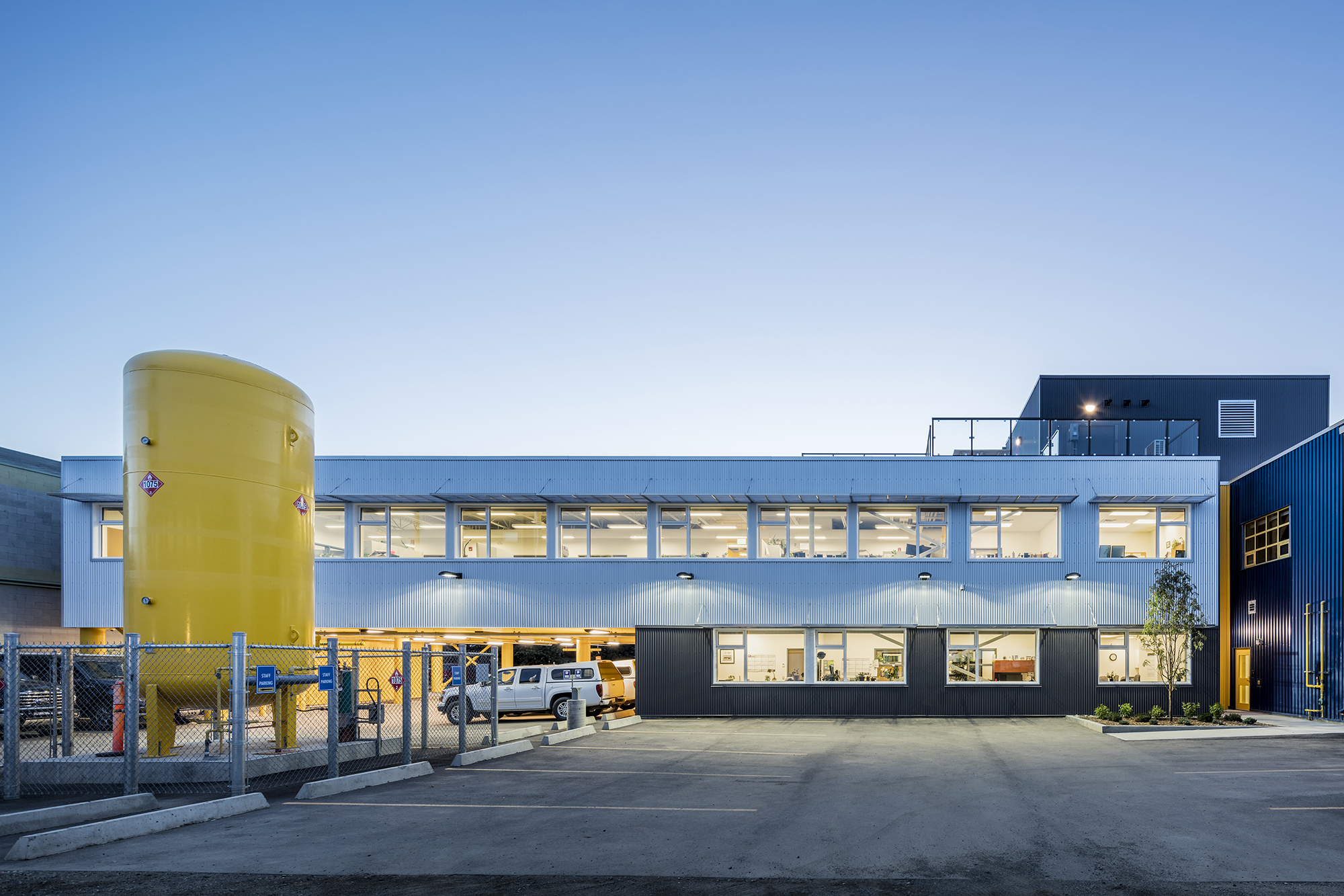 Yukon Workers' Compensation Health and Safety Board / Kobayashi+Zedda Architects